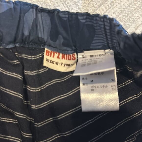 Bit’z Kids Boys Blue Camouflage Cargo Pants - Size 6/7 - Picture 5 of 8